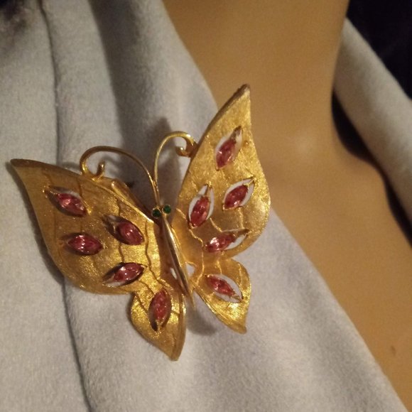 Jewelry - JJ JOHNETTE BUTTERFLY PIN